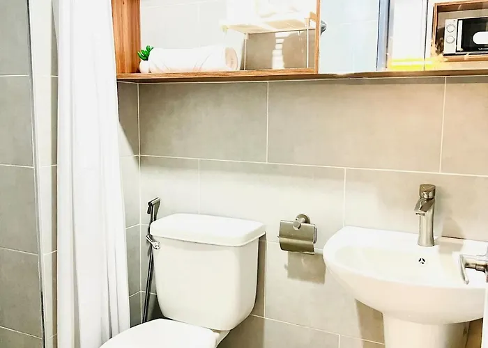 J Tower Residences アパート